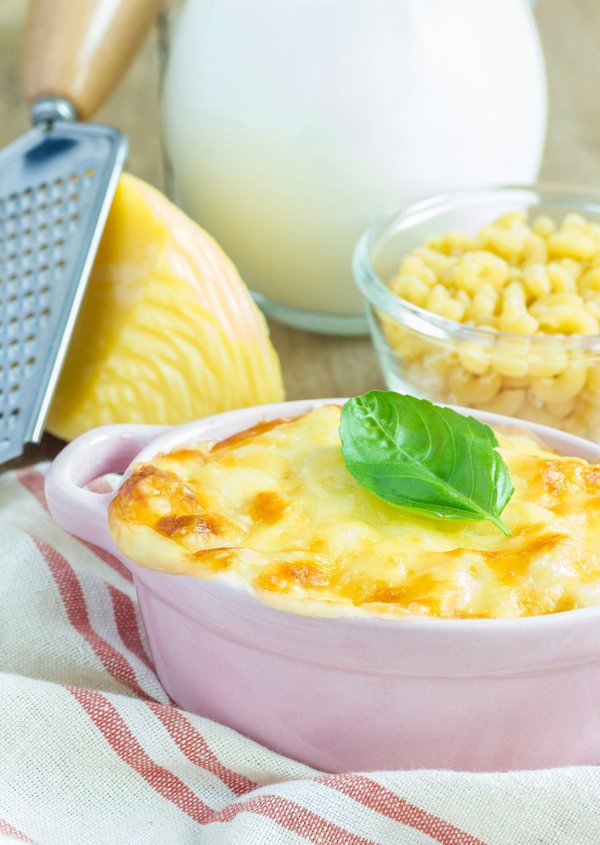 Comment choisir une cocotte en fonte pour des plats mijotés tendres et parfumés?